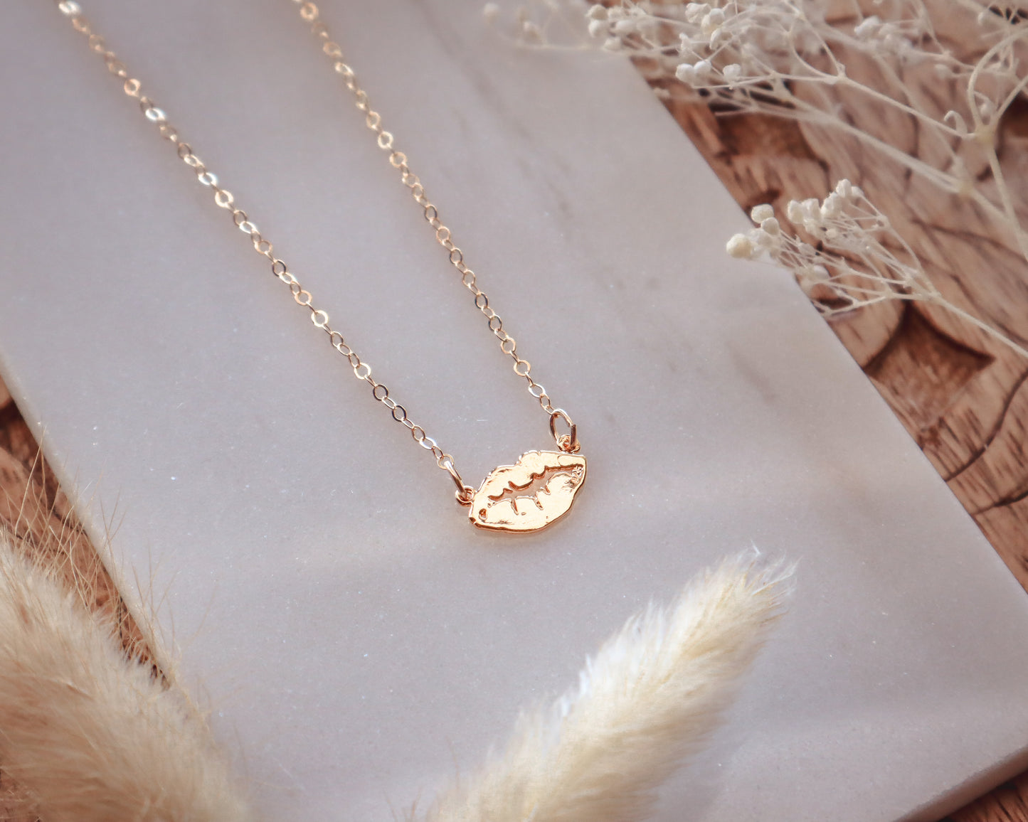 S.W.A.K. Necklace | Gold